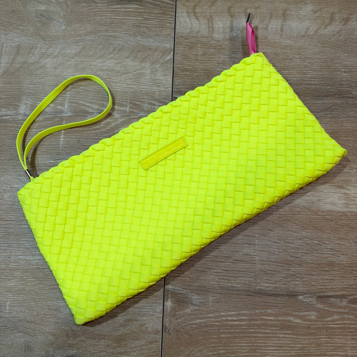 Chartruese Peace Love Mahjong Woven Tile Bag