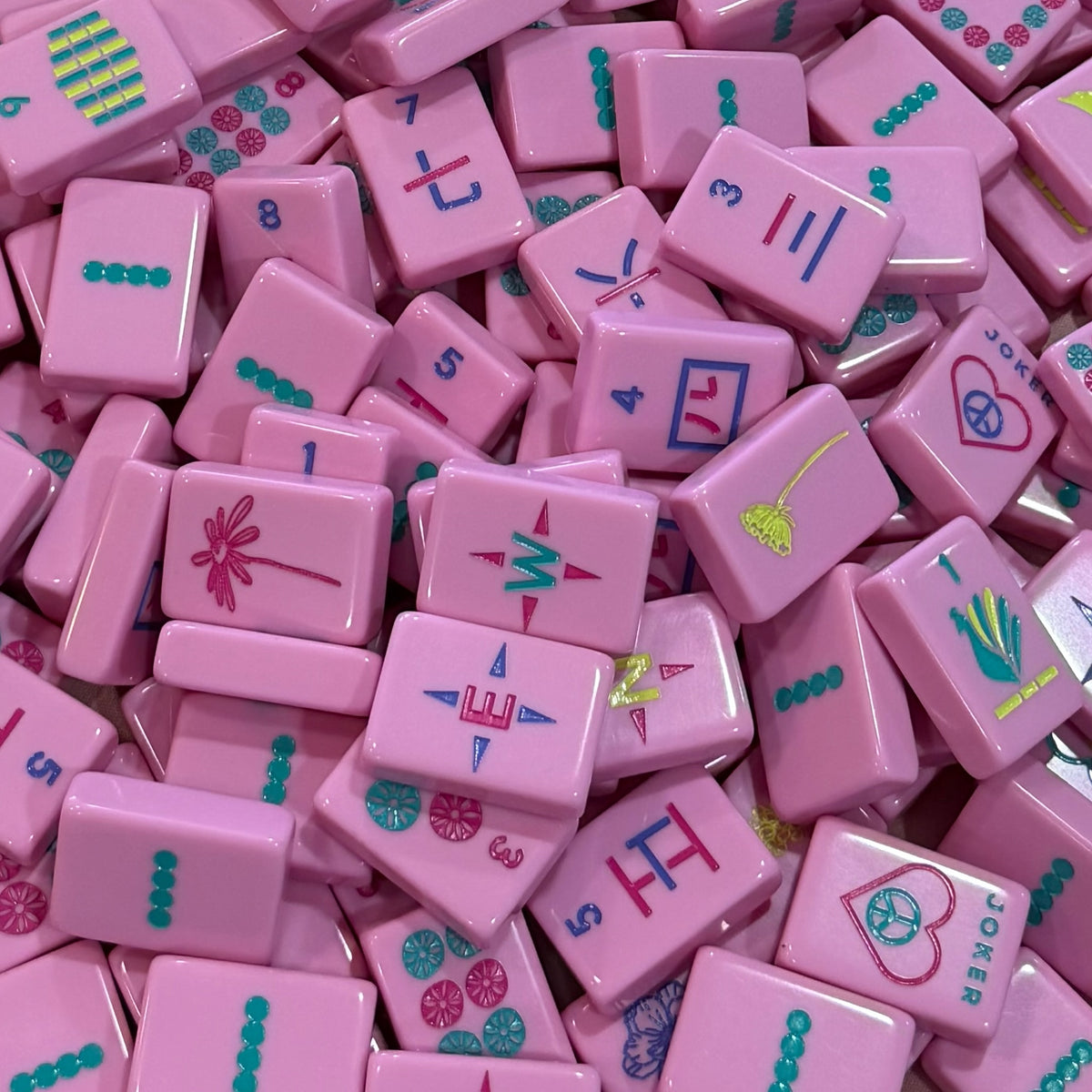 Peace Love Mahjong OG Pretty in Pink Tile Set
